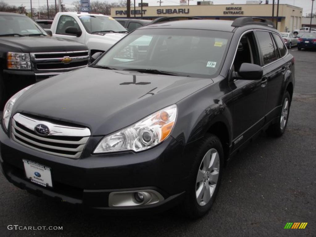 2011 Outback 2.5i Premium Wagon - Graphite Gray Metallic / Off Black photo #1