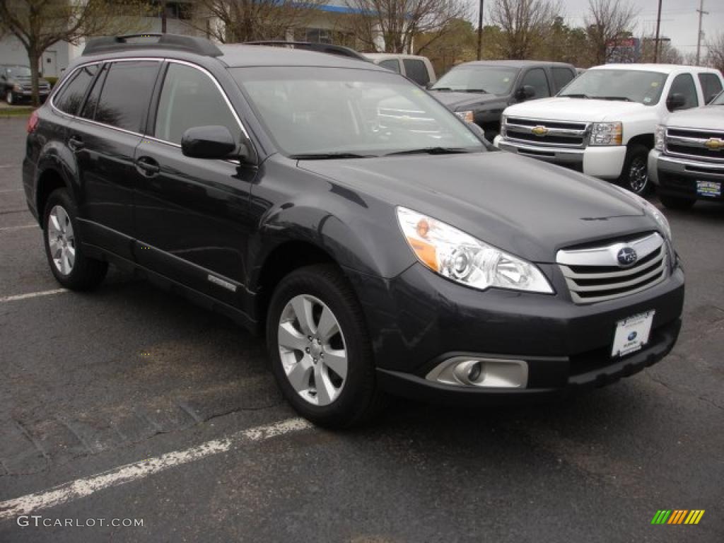 2011 Outback 2.5i Premium Wagon - Graphite Gray Metallic / Off Black photo #3