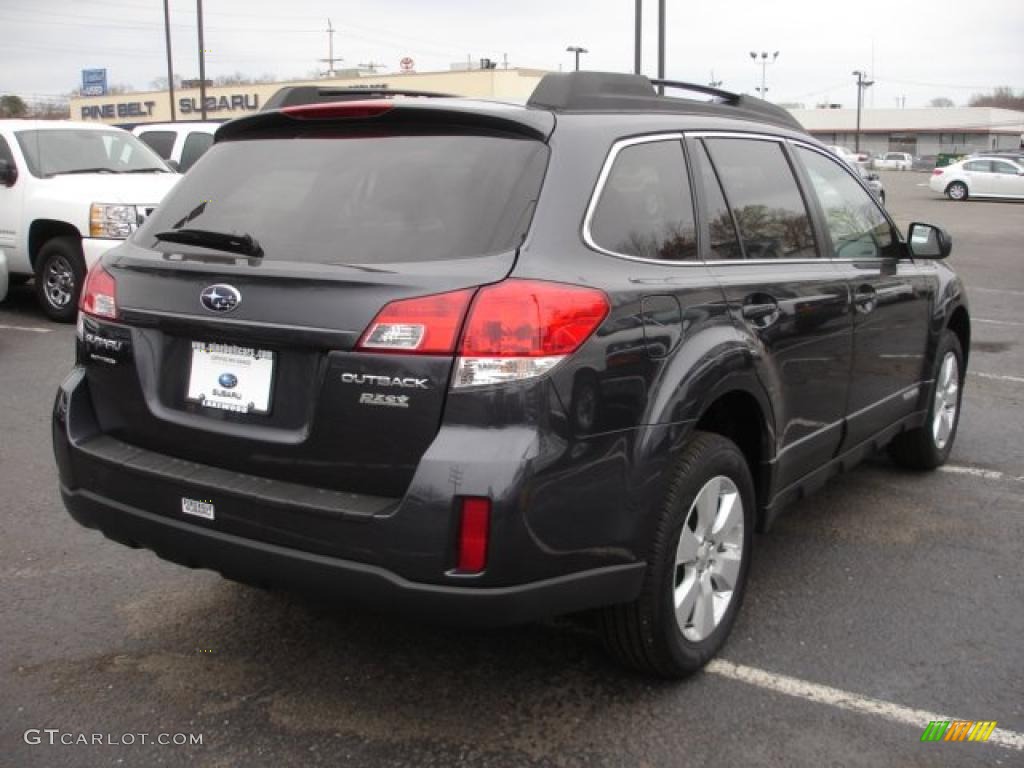 2011 Outback 2.5i Premium Wagon - Graphite Gray Metallic / Off Black photo #4