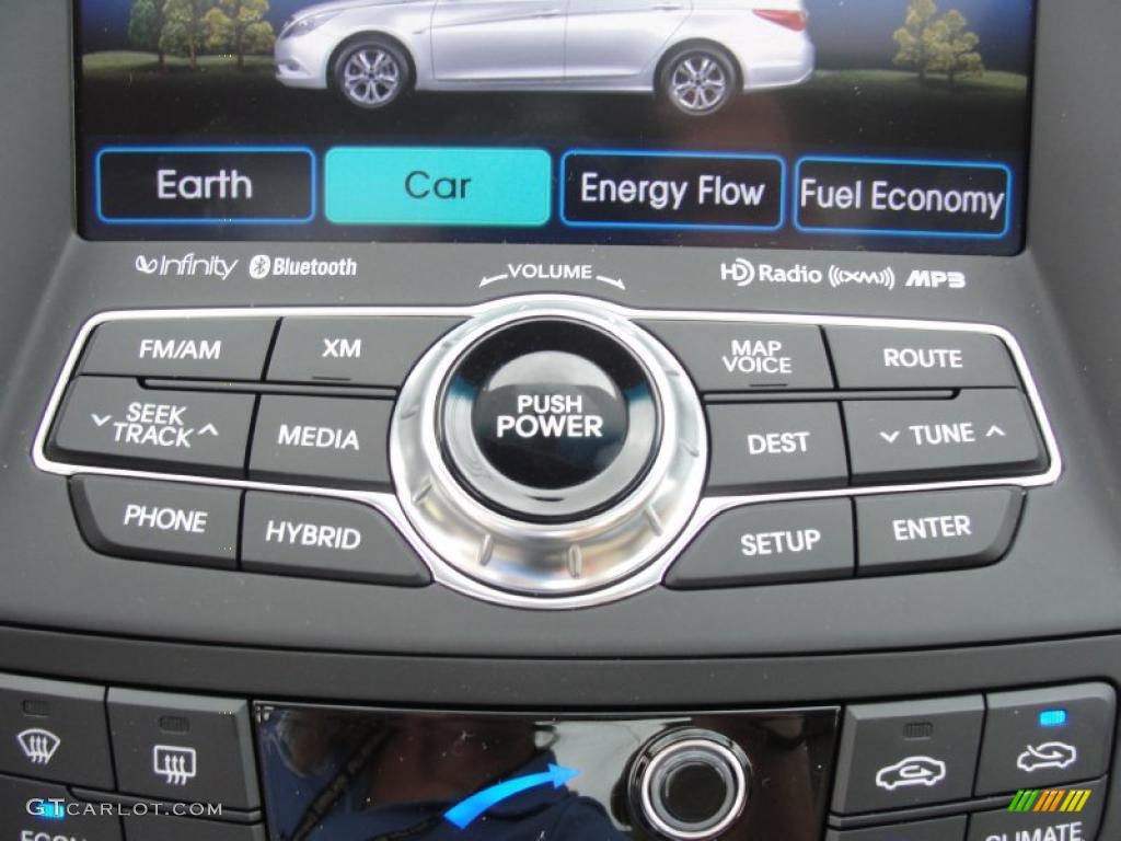 2011 Hyundai Sonata Hybrid Controls Photo #48477462
