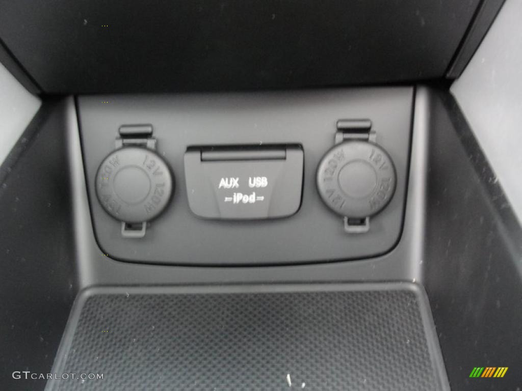 2011 Hyundai Sonata Hybrid Controls Photo #48477492