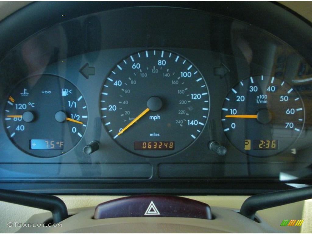 2003 Mercedes-Benz ML 500 4Matic Gauges Photo #48478254