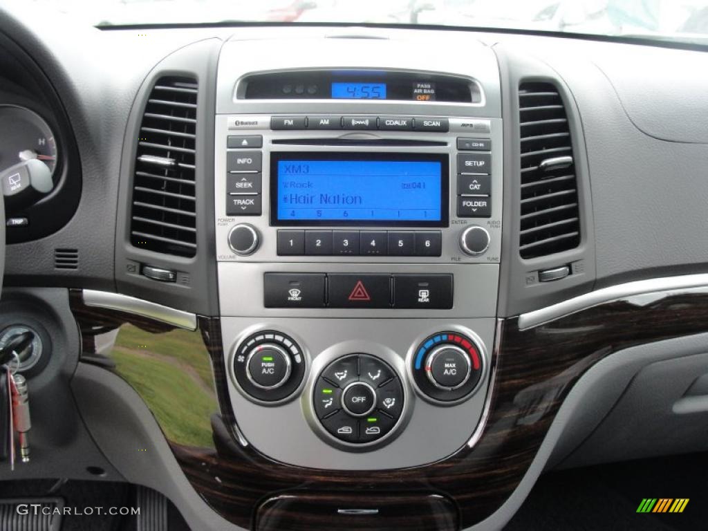 2011 Hyundai Santa Fe SE Controls Photo #48479259