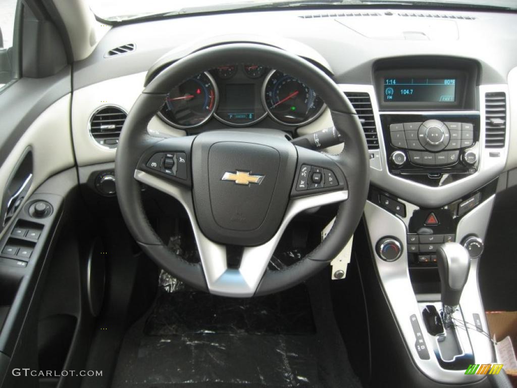 2011 Chevrolet Cruze ECO Medium Titanium Dashboard Photo #48479556