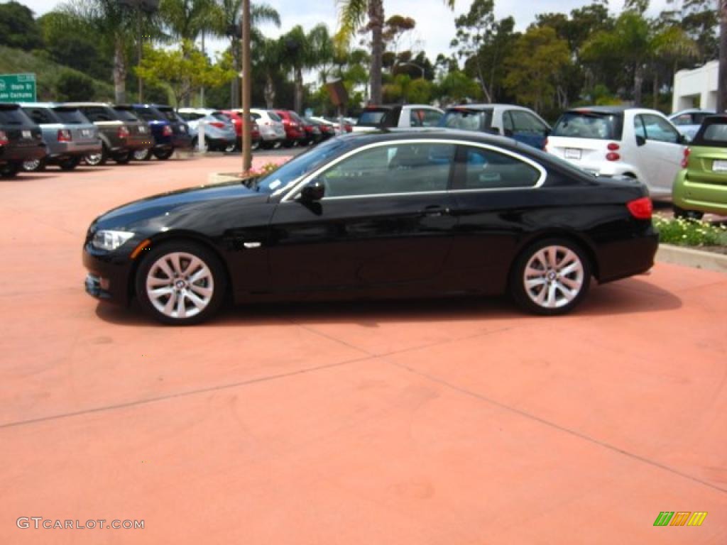 2011 3 Series 328i Coupe - Jet Black / Black photo #2