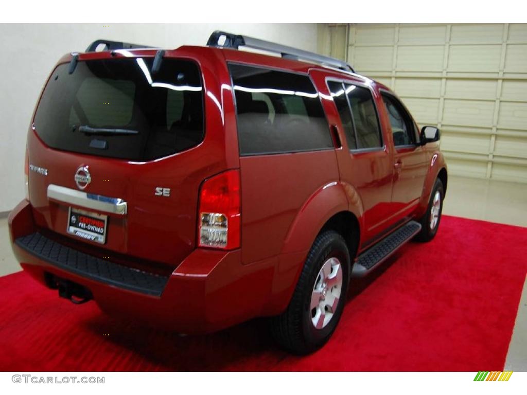 2008 Pathfinder SE - Red Brawn / Graphite photo #6