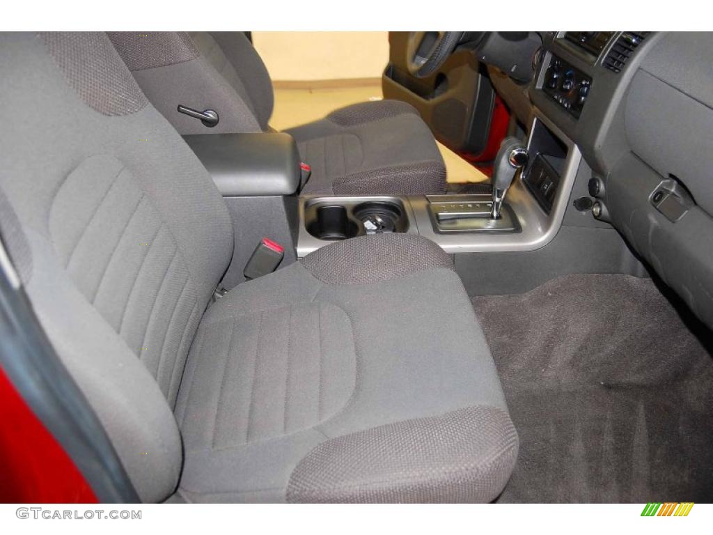 2008 Pathfinder SE - Red Brawn / Graphite photo #20