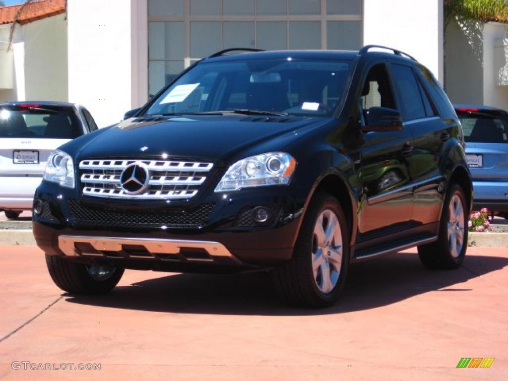 2011 ML 350 BlueTEC 4Matic - Black / Black photo #1