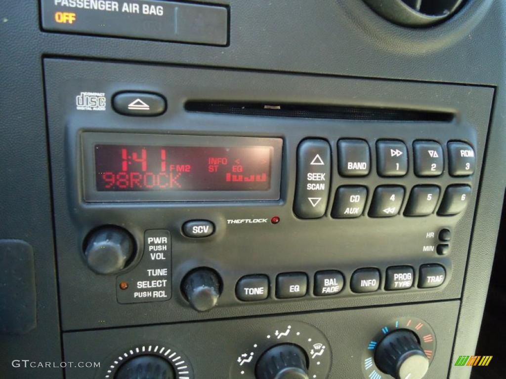 2008 Pontiac Grand Prix Sedan Controls Photo #48482331