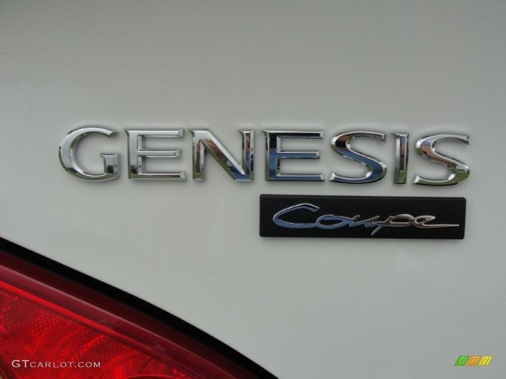 2011 Hyundai Genesis Coupe 2.0T Marks and Logos Photo #48483660