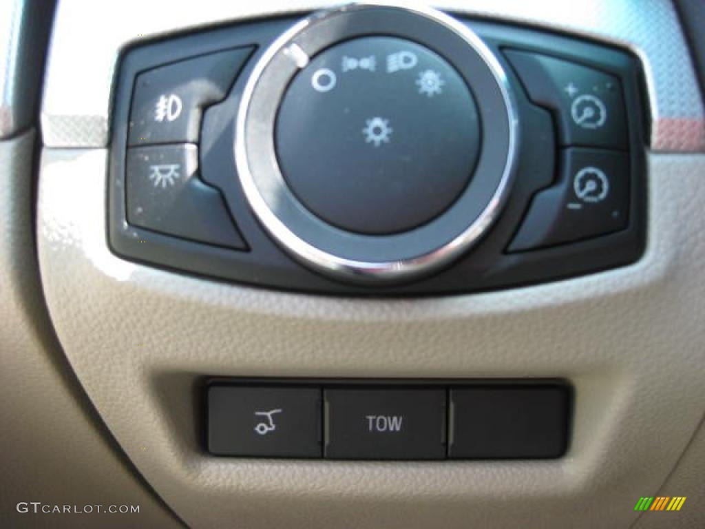2011 Ford Explorer XLT 4WD Controls Photo #48483681