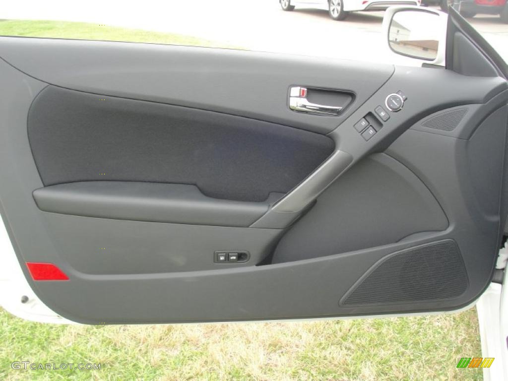 2011 Hyundai Genesis Coupe 2.0T Black Cloth Door Panel Photo #48483741