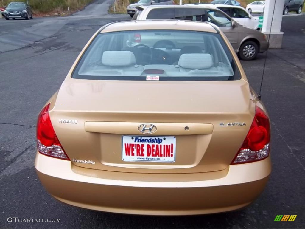 2004 Elantra GLS Sedan - Hazelnut / Beige photo #7