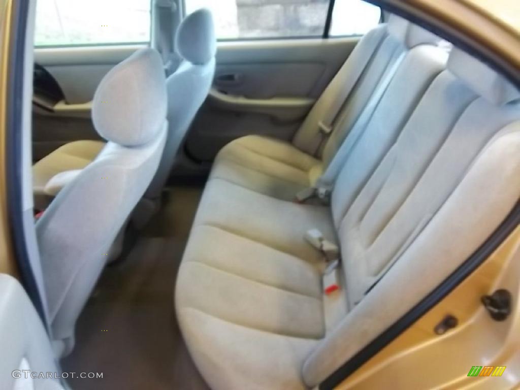 2004 Elantra GLS Sedan - Hazelnut / Beige photo #19