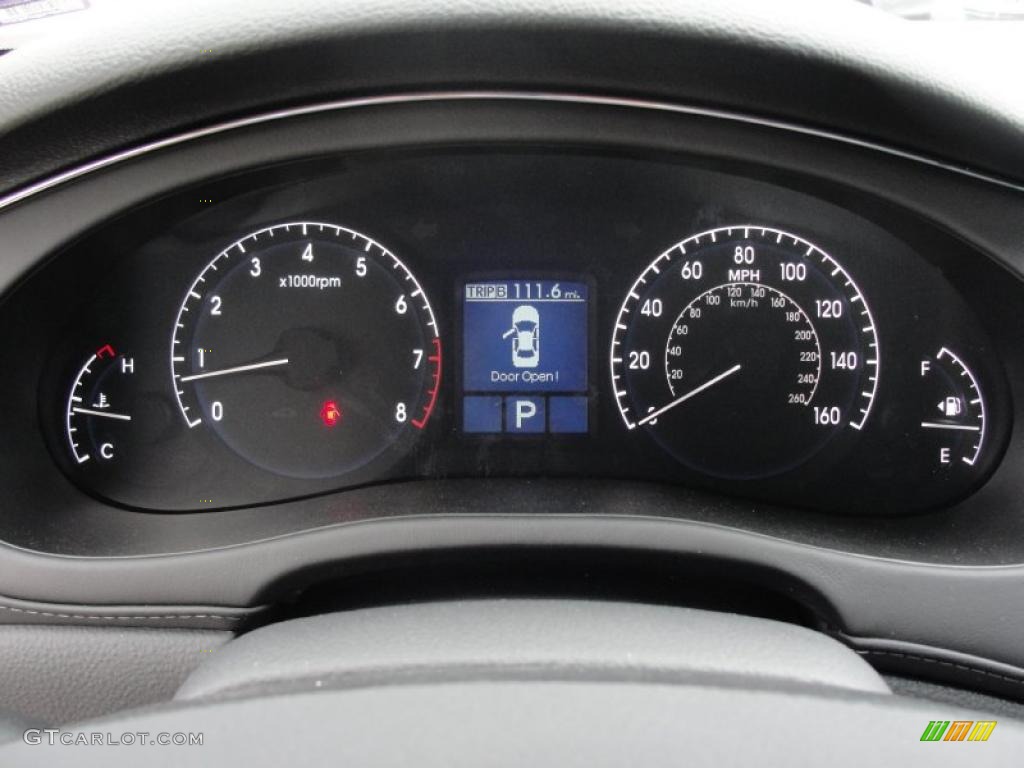 2011 Hyundai Genesis 3.8 Sedan Gauges Photo #48484524