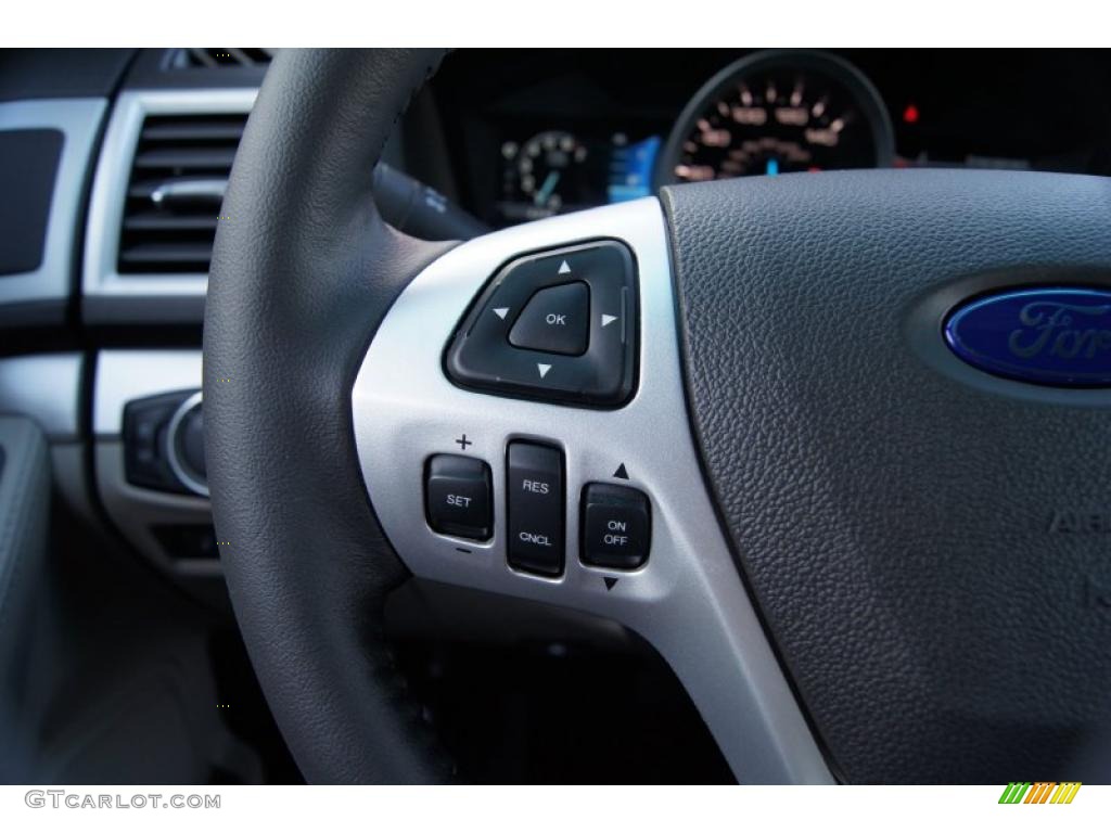 2011 Ford Explorer XLT Controls Photo #48486435
