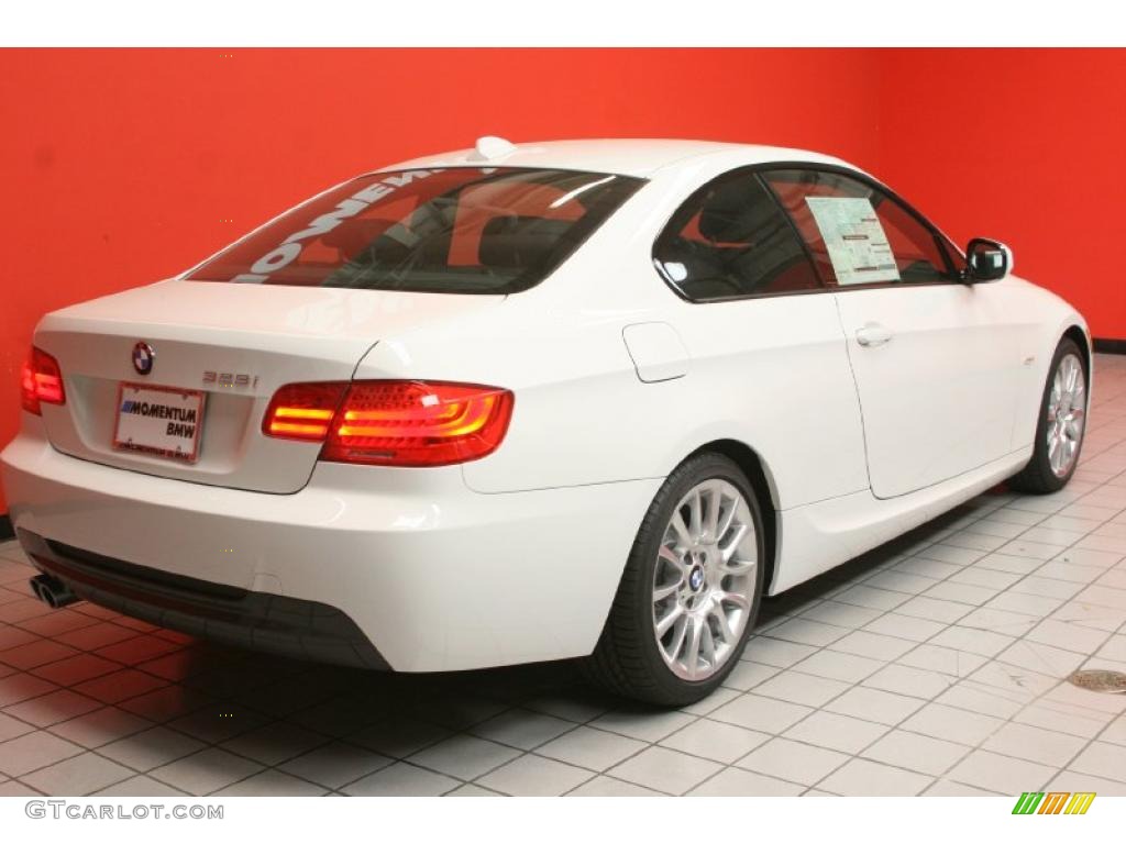 2011 3 Series 328i Coupe - Alpine White / Black photo #3