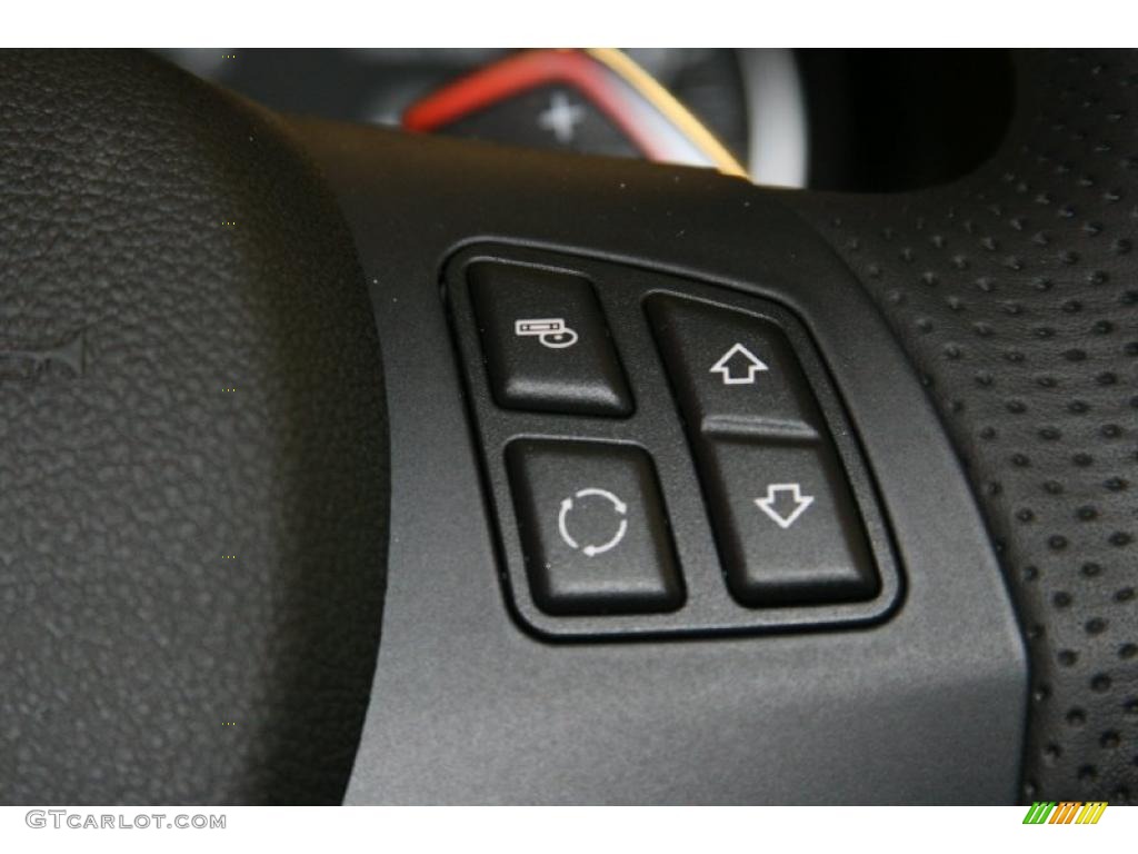 2011 3 Series 328i Coupe - Alpine White / Black photo #7