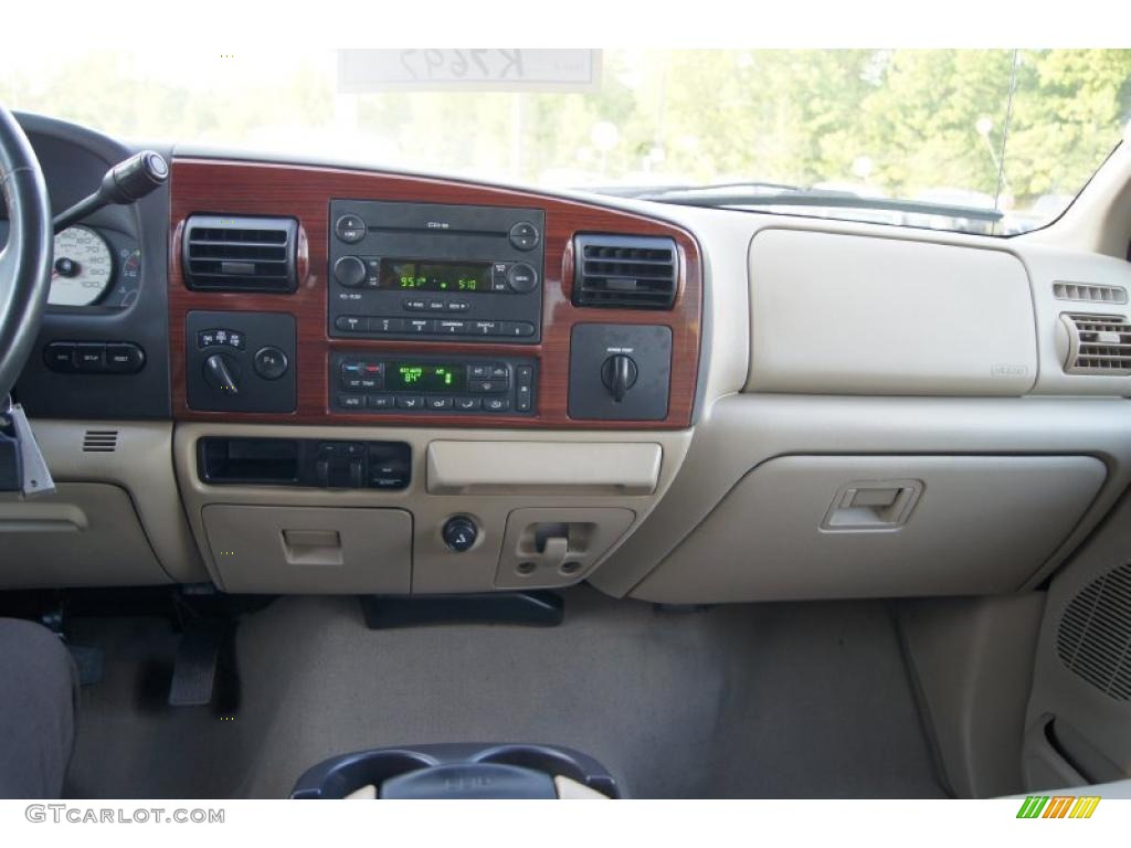 2007 F350 Super Duty Lariat Crew Cab 4x4 Dually - Red / Tan photo #40