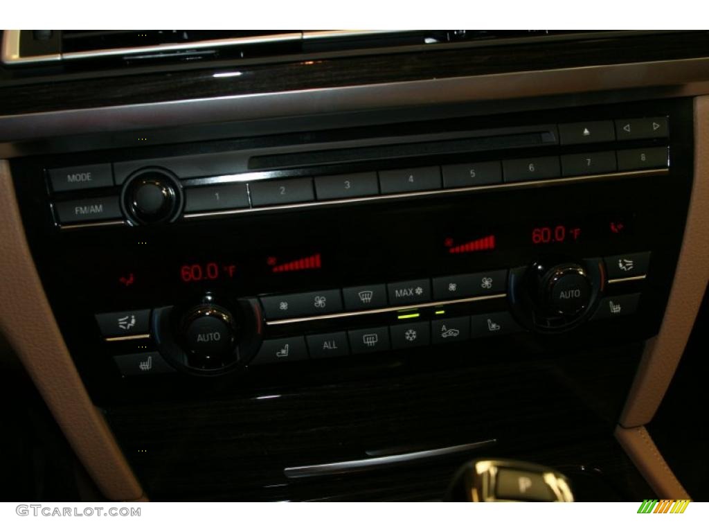 2012 BMW 7 Series 750Li Sedan Controls Photo #48489496