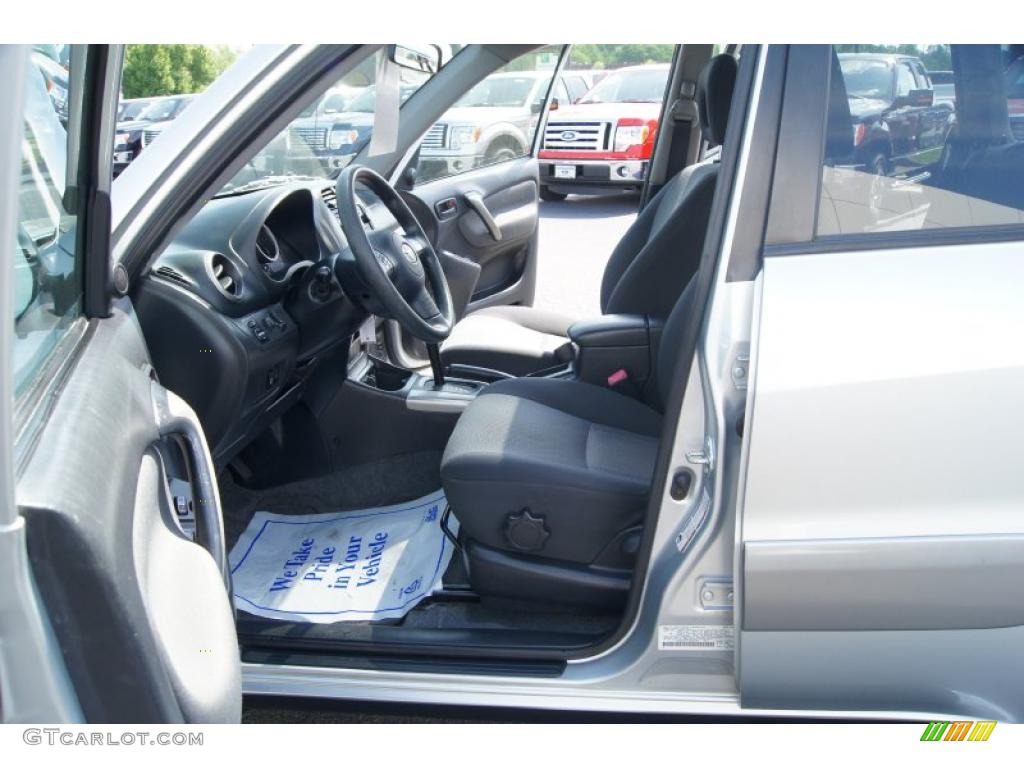 2004 RAV4  - Titanium Metallic / Dark Charcoal photo #8