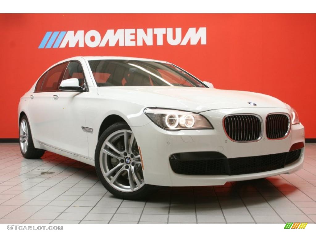 Alpine White BMW 7 Series