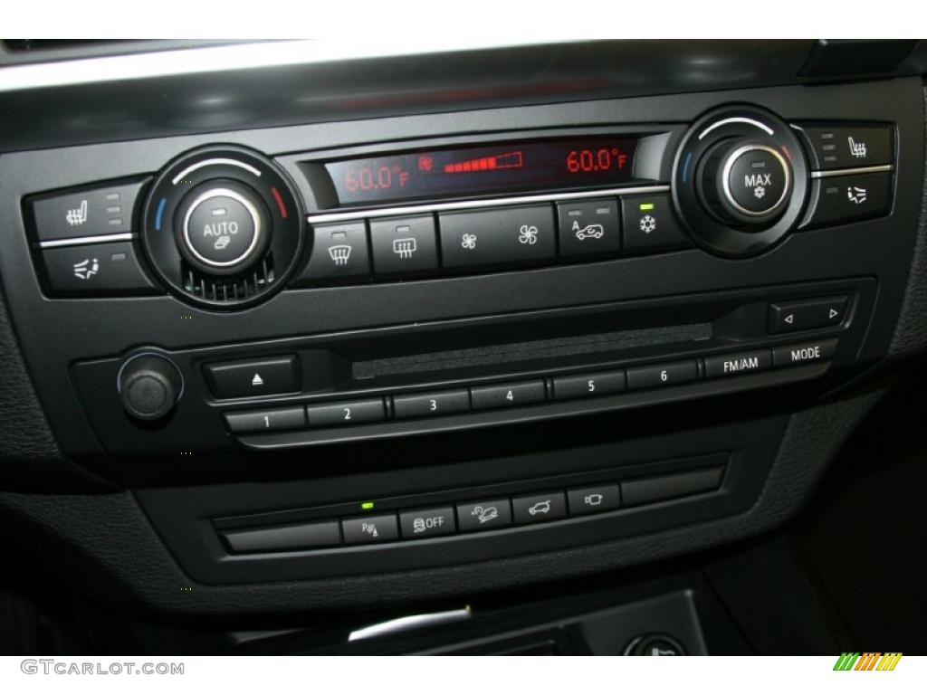 2012 BMW X5 xDrive50i Controls Photo #48490165