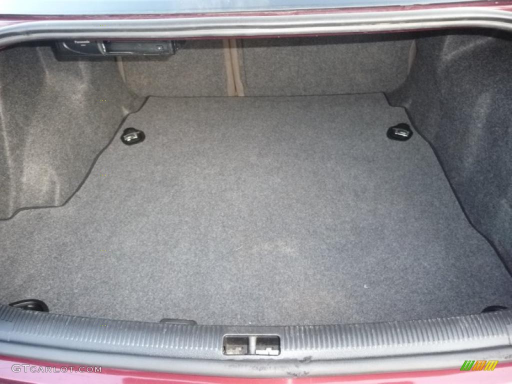 1998 Audi A4 2.8 quattro Sedan Trunk Photo #48491857