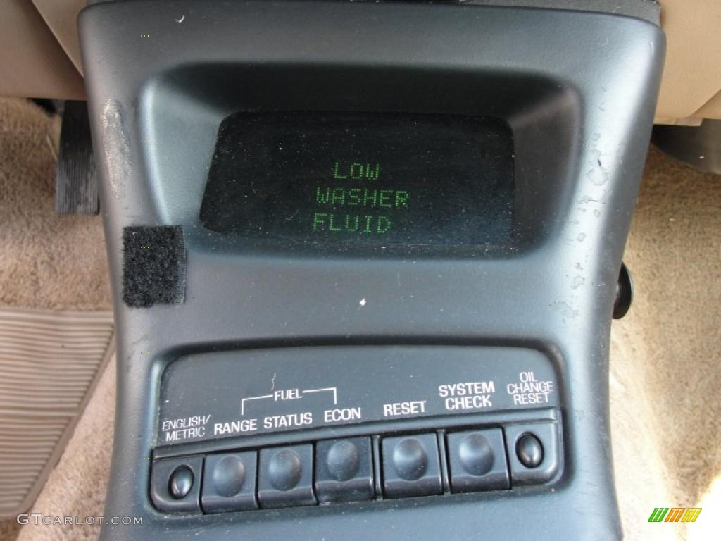 2000 Ford Explorer Eddie Bauer Controls Photo #48493615
