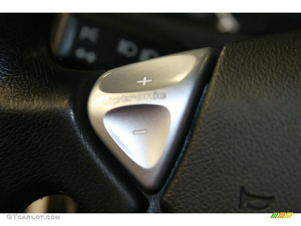 2004 Porsche Cayenne S Controls Photo #48493876