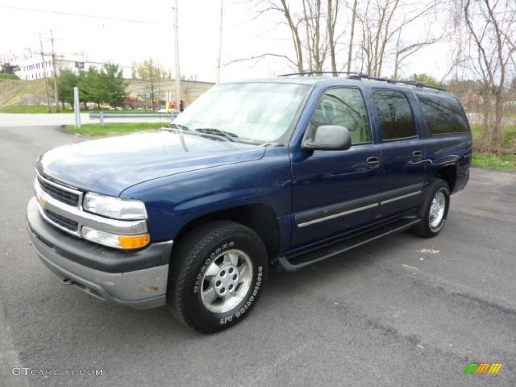 2003 Suburban 1500 4x4 - Indigo Blue Metallic / Tan/Neutral photo #3