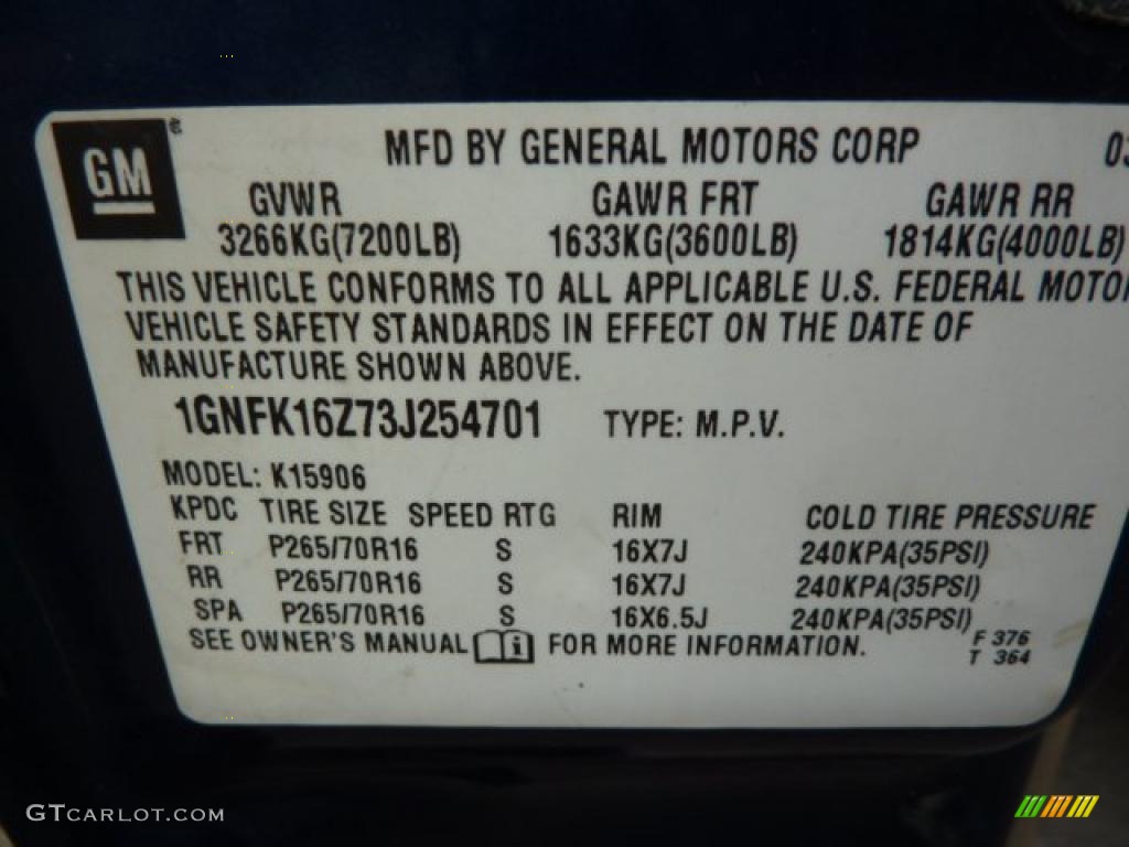 2003 Suburban 1500 4x4 - Indigo Blue Metallic / Tan/Neutral photo #13