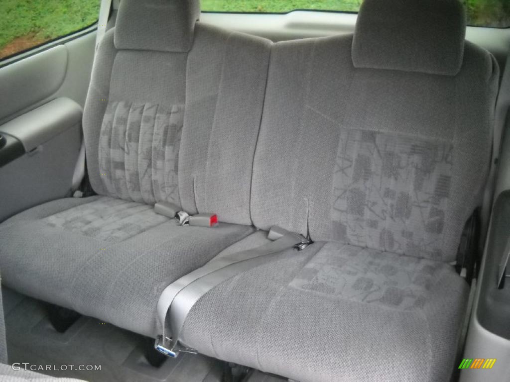 Gray Interior 2004 Pontiac Montana Standard Montana Model Photo #48495070