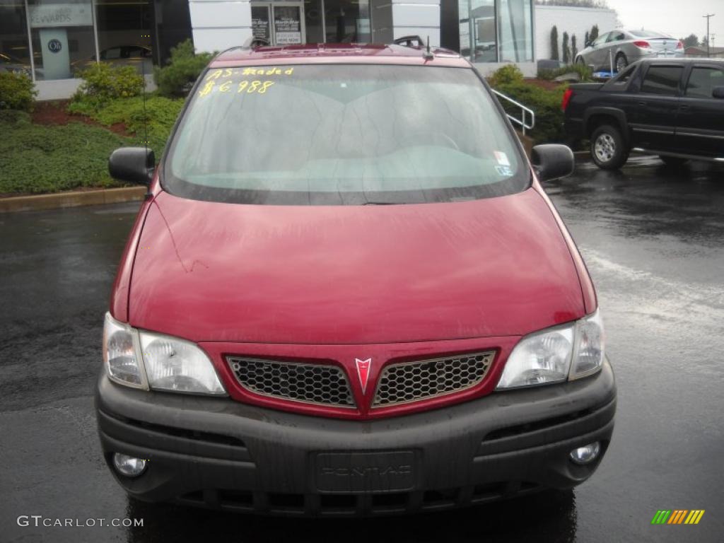 2004 Montana  - Sport Red Metallic / Gray photo #11