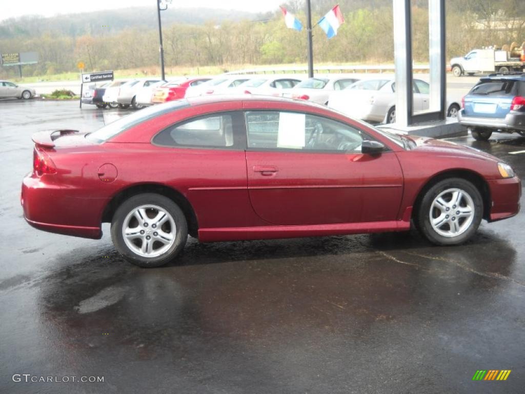 2003 Stratus SXT Coupe - Inferno Red Pearl / Dark Taupe/Medium Taupe photo #4