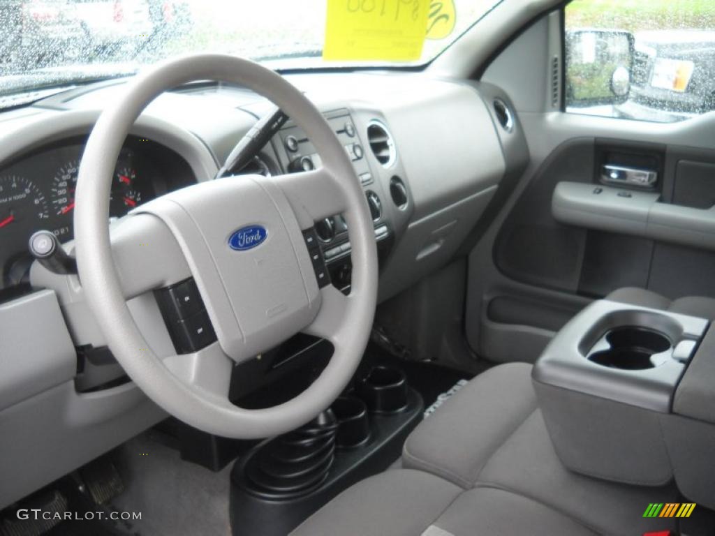 2004 F150 XLT Regular Cab 4x4 - Medium Wedgewood Blue Metallic / Medium/Dark Flint photo #7