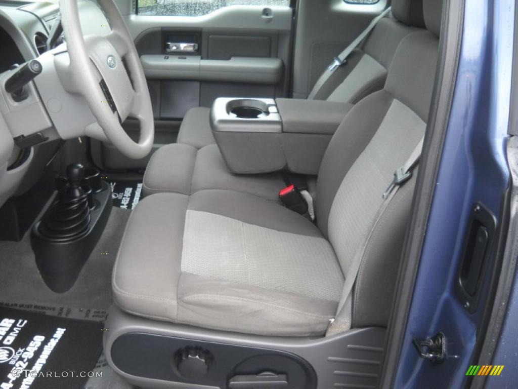 Medium/Dark Flint Interior 2004 Ford F150 XLT Regular Cab 4x4 Photo #48495994