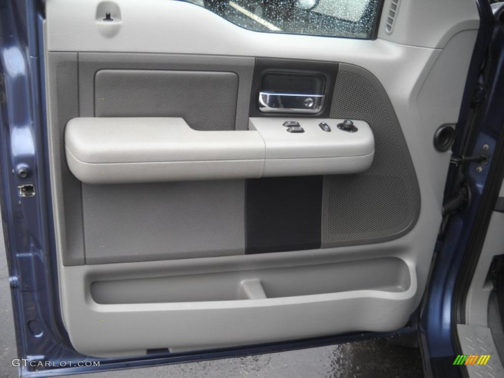 2004 Ford F150 XLT Regular Cab 4x4 Medium/Dark Flint Door Panel Photo #48496039