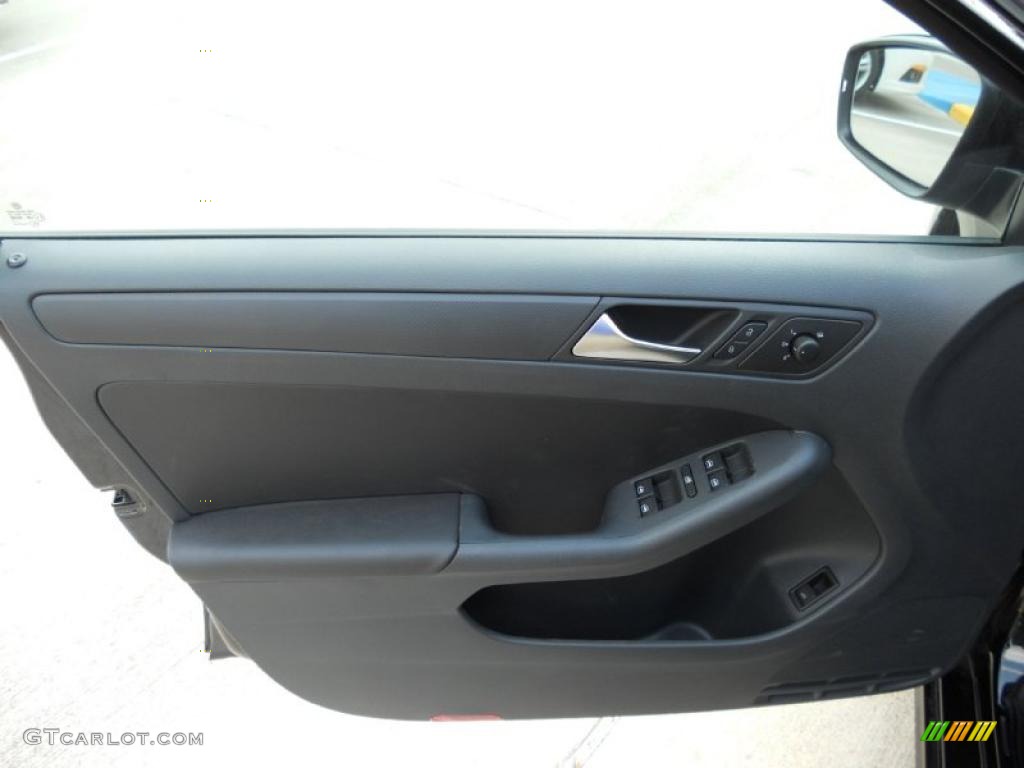 2011 Volkswagen Jetta SE Sedan Titan Black Door Panel Photo #48497944