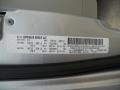 Mercury Silver Metallic - Routan SE Photo No. 26