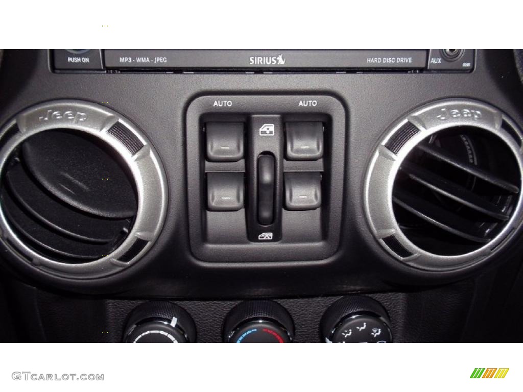 2011 Jeep Wrangler Unlimited Sahara 70th Anniversary 4x4 Controls Photo #48500035