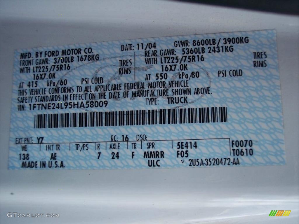 2005 E Series Van Color Code YZ for Oxford White Photo #48500833