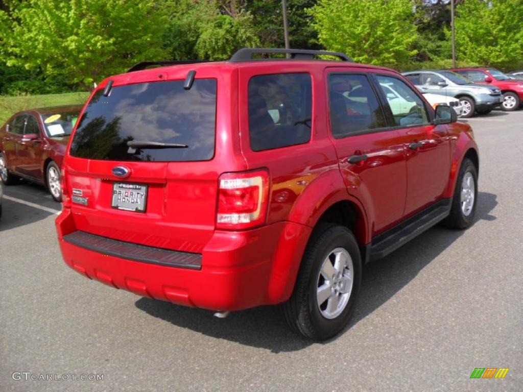 2009 Escape XLT - Torch Red / Stone photo #4