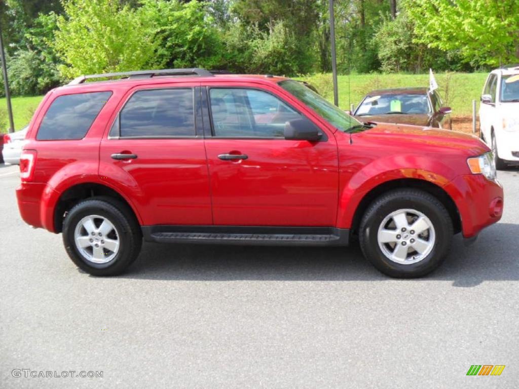 2009 Escape XLT - Torch Red / Stone photo #5