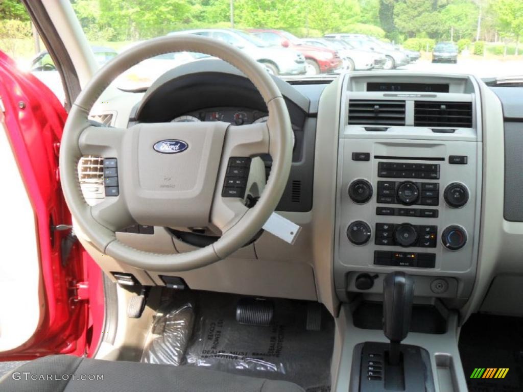 2009 Escape XLT - Torch Red / Stone photo #15