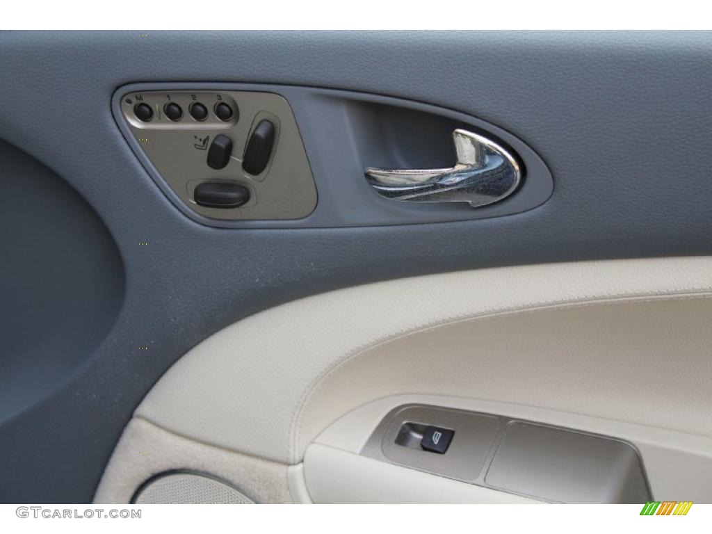 2007 Jaguar XK XKR Coupe Controls Photo #48505218