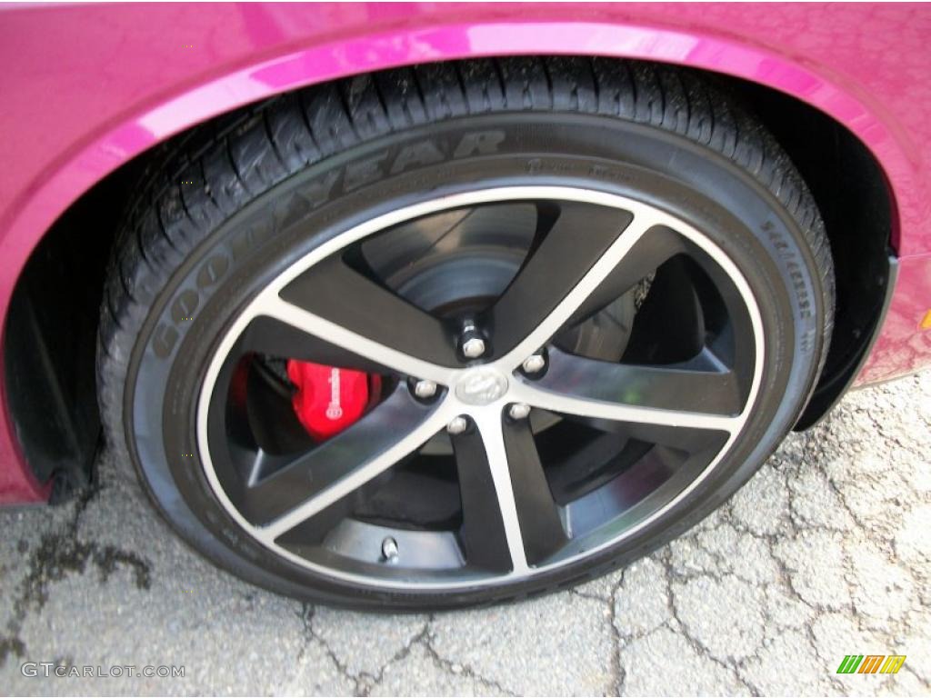 2010 Dodge Challenger SRT8 Furious Fuchsia Edition Wheel Photo #48506631