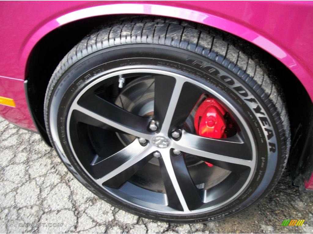 2010 Dodge Challenger SRT8 Furious Fuchsia Edition Wheel Photo #48506649