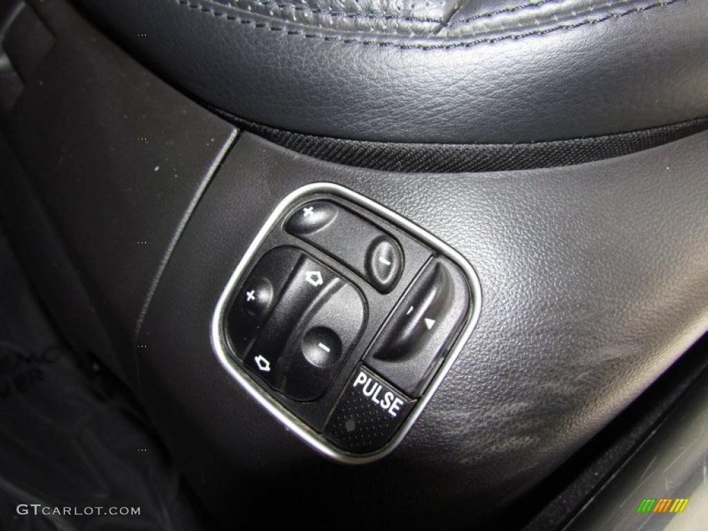 2007 Mercedes-Benz SL 550 Roadster Controls Photo #48508545