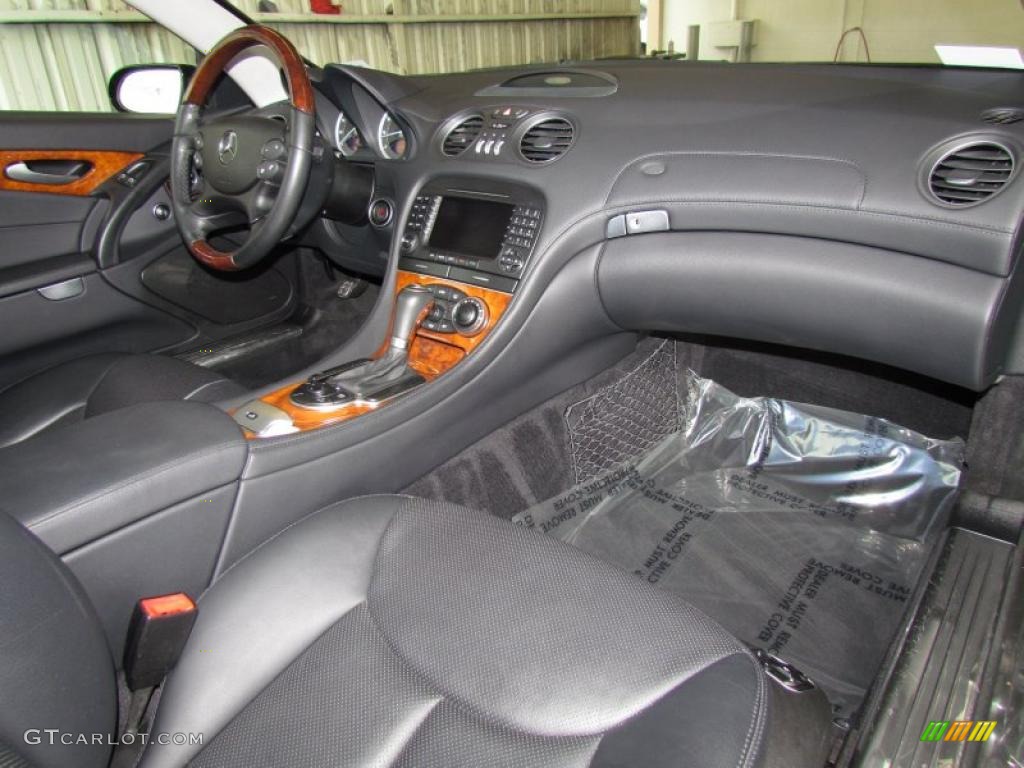 2007 Mercedes-Benz SL 550 Roadster Black Dashboard Photo #48508623